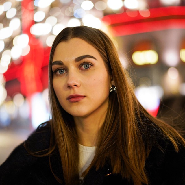 Julia English - преподаватель английского языка